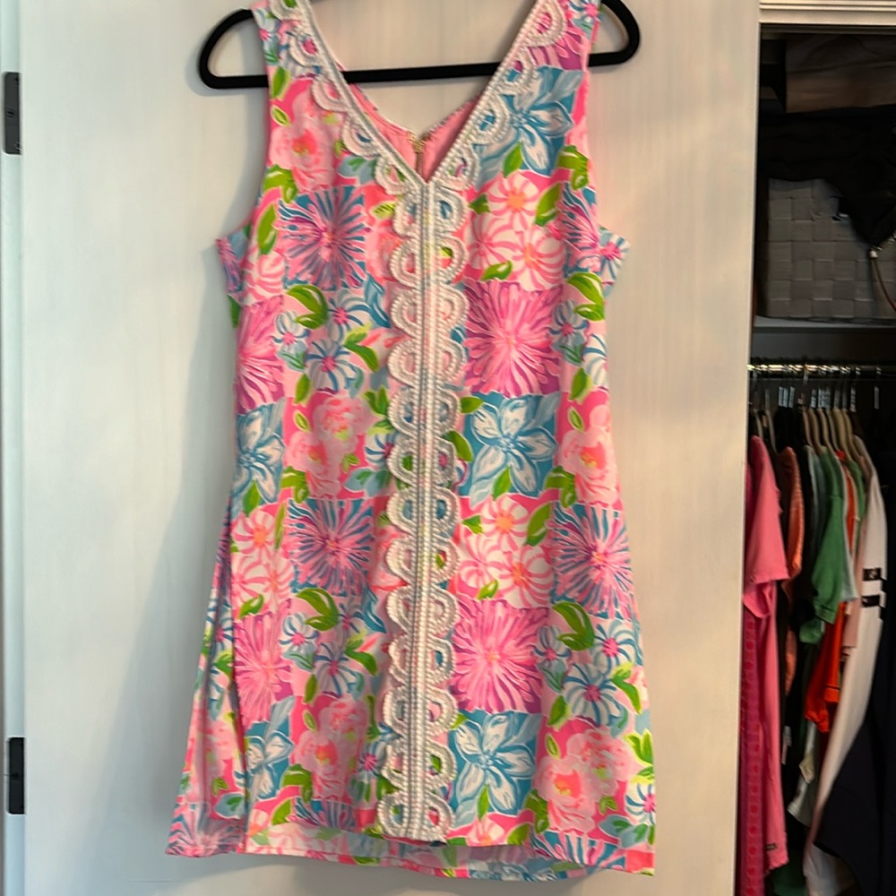 Lilly Pulitzer size 10 romper. Worn 2 x